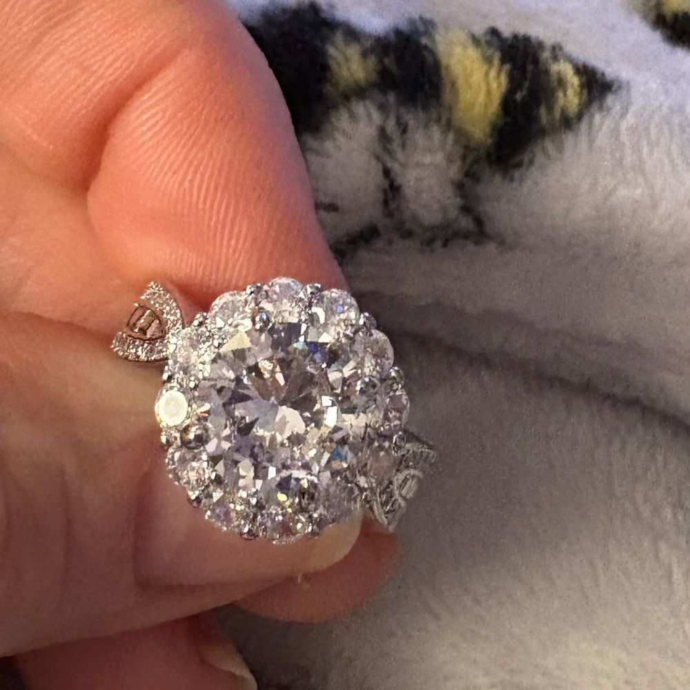2.50ct White Cubic Zirconia Ring Wedding Stamped 5 STARS⭐️⭐️⭐️⭐️⭐️
